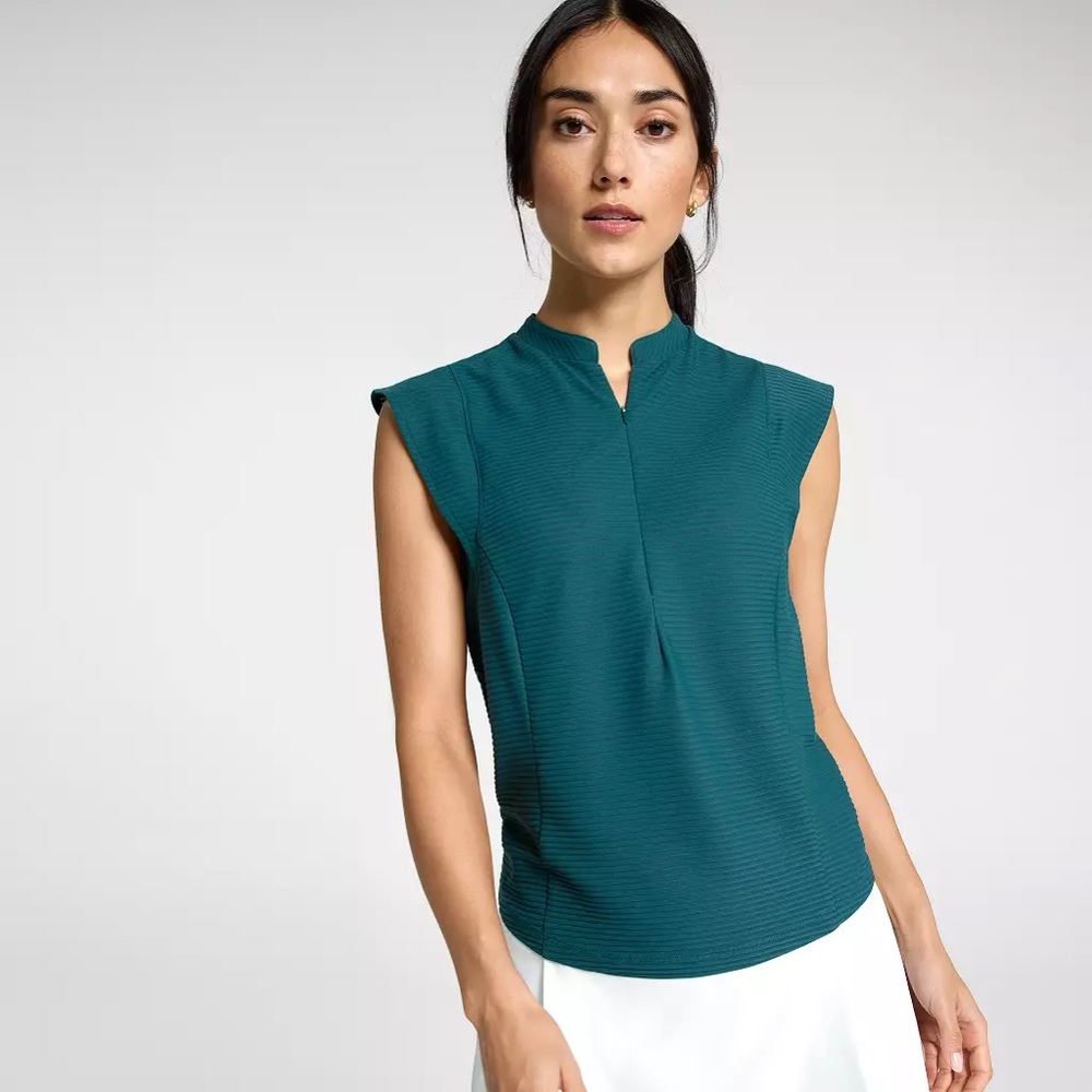 Sleeveless Teal Mock-Neck Top